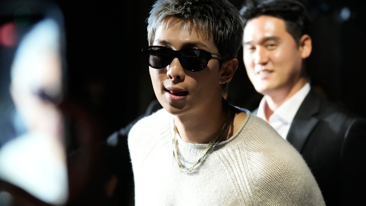 BTS ‘RM предлага нефилтрирано поемане на самота, брак и родителски натиск