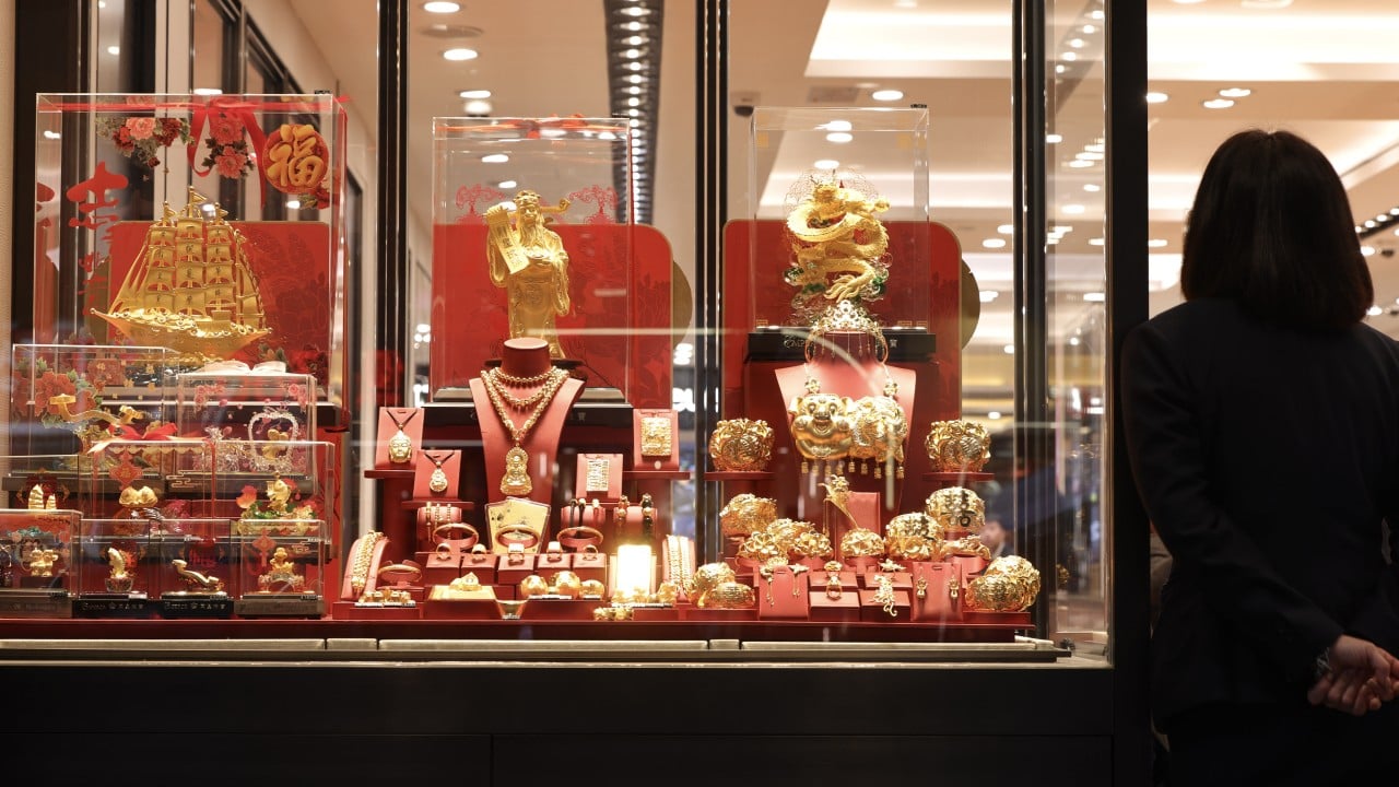 Хонконг, континенталните потребители се адаптират към цената на златото на фона на търсенето на бижута с сватба