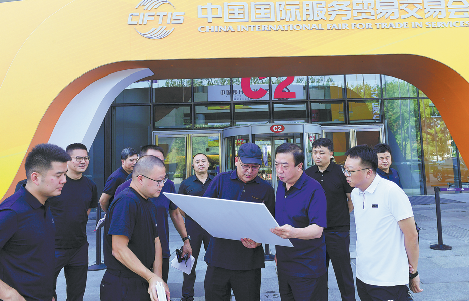 Полицейски служител е пионер в решенията за трафик в Пекин